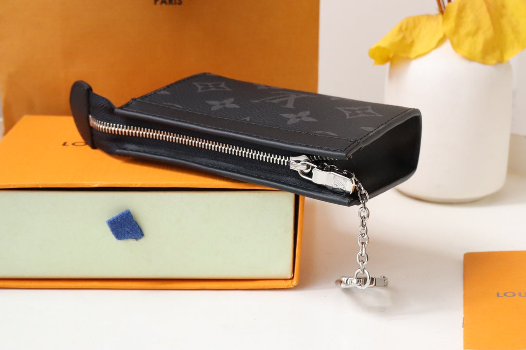 Louis Vuitton Monogram Empreinte Black Leather Daily Pouch Clutch