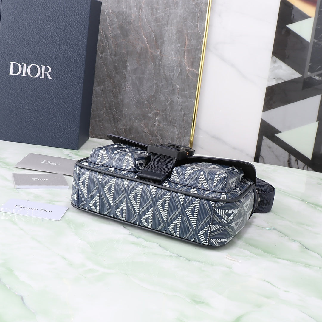 Dior Lingot 22 Messenger Bag Gray CD Diamond Canvas with Aluminum Buckle