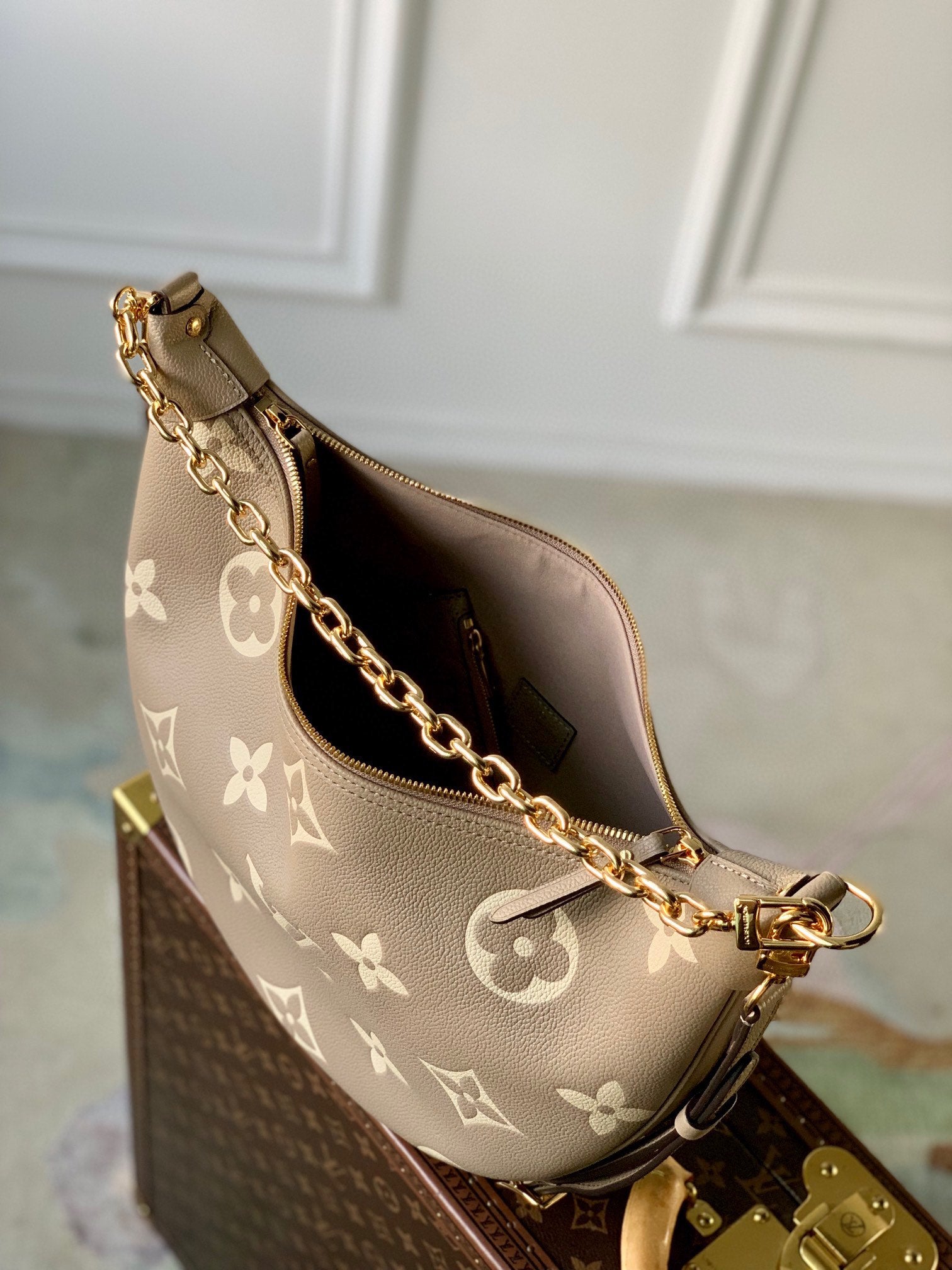 Louis Vuitton Monogram Empreinte Loop Bag - Beige/Cream