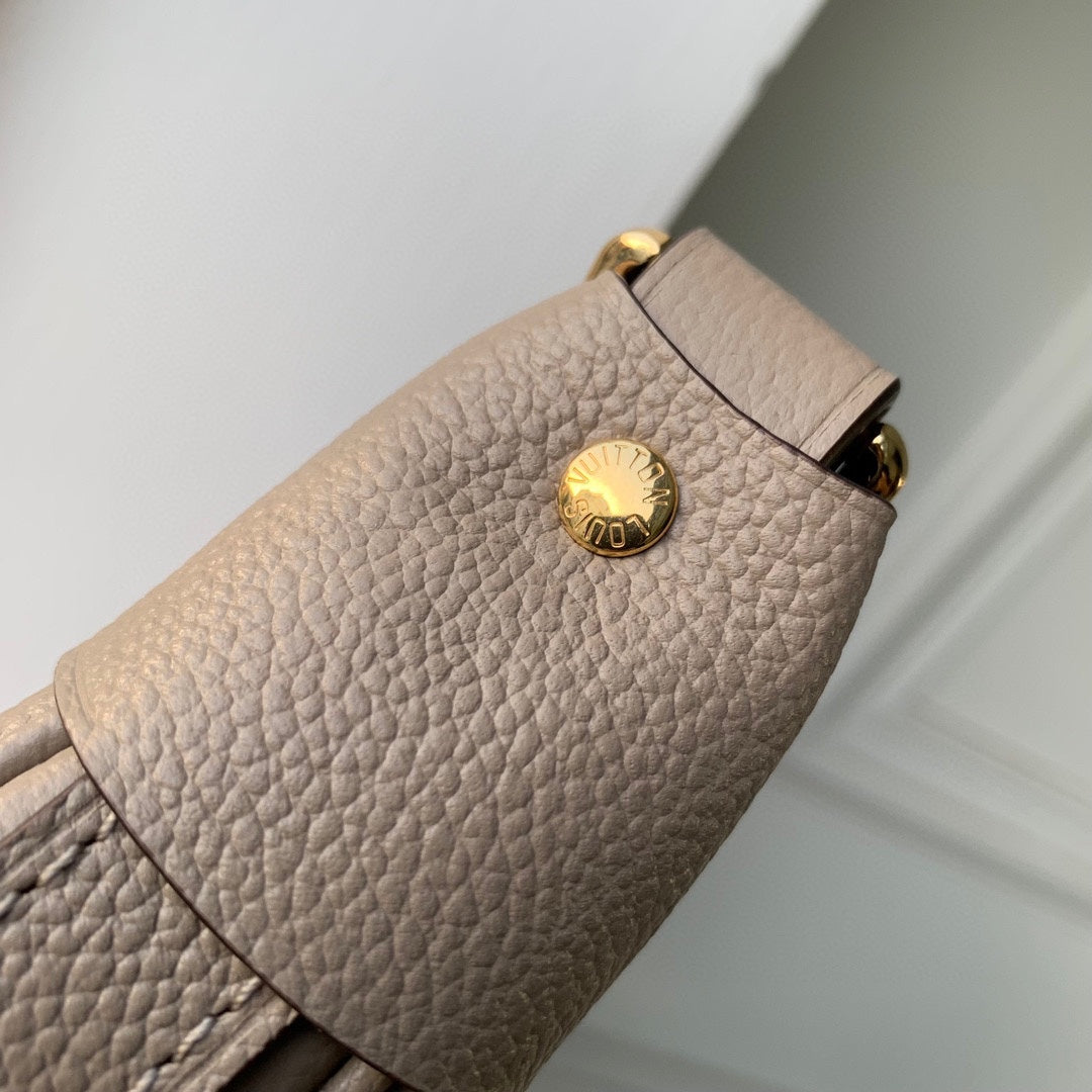 Louis Vuitton Monogram Empreinte Loop Bag - Beige/Cream