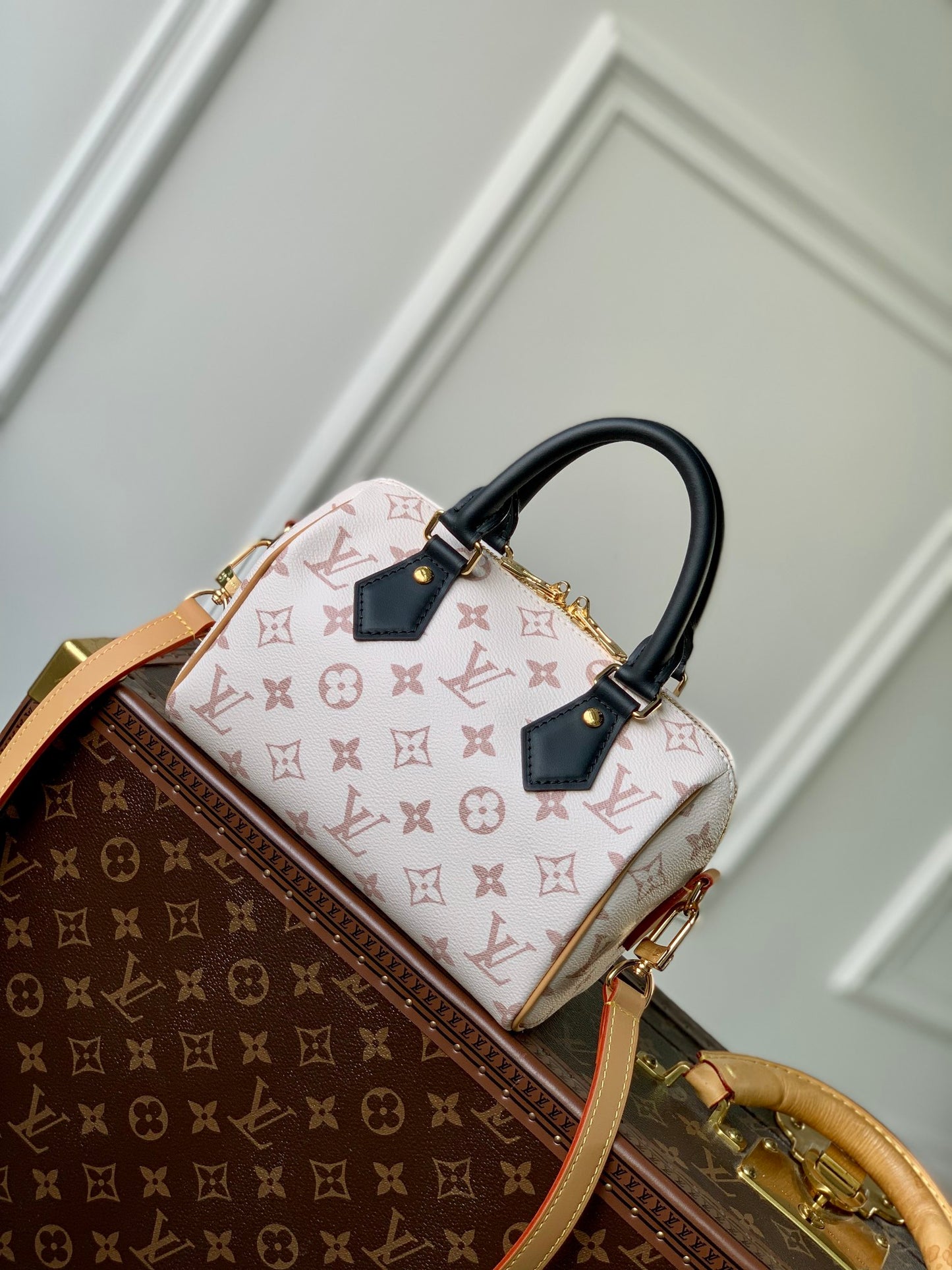 Louis Vuitton Speedy Bandoulière 20 Monogram Empreinte Leather Handbag - Bicolor Beige/Black