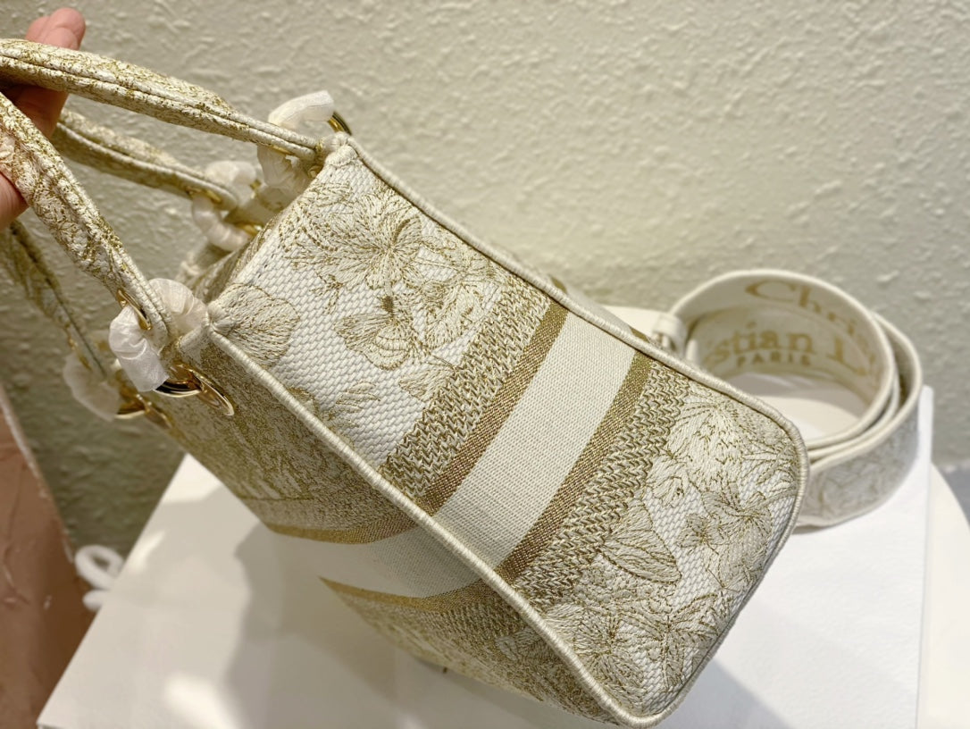 Christian Dior Lady D-Lite Bag in Beige Toile de Jouy Reverse Embroidery