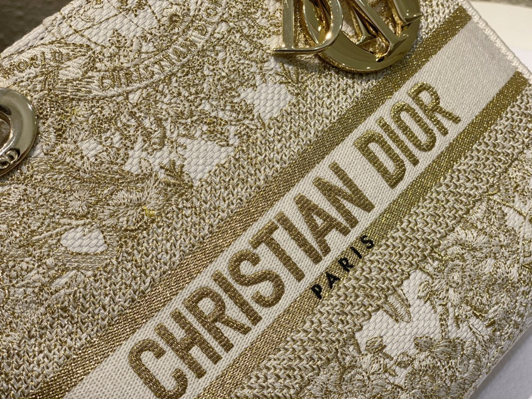 Christian Dior Lady D-Lite Bag in Beige Toile de Jouy Reverse Embroidery