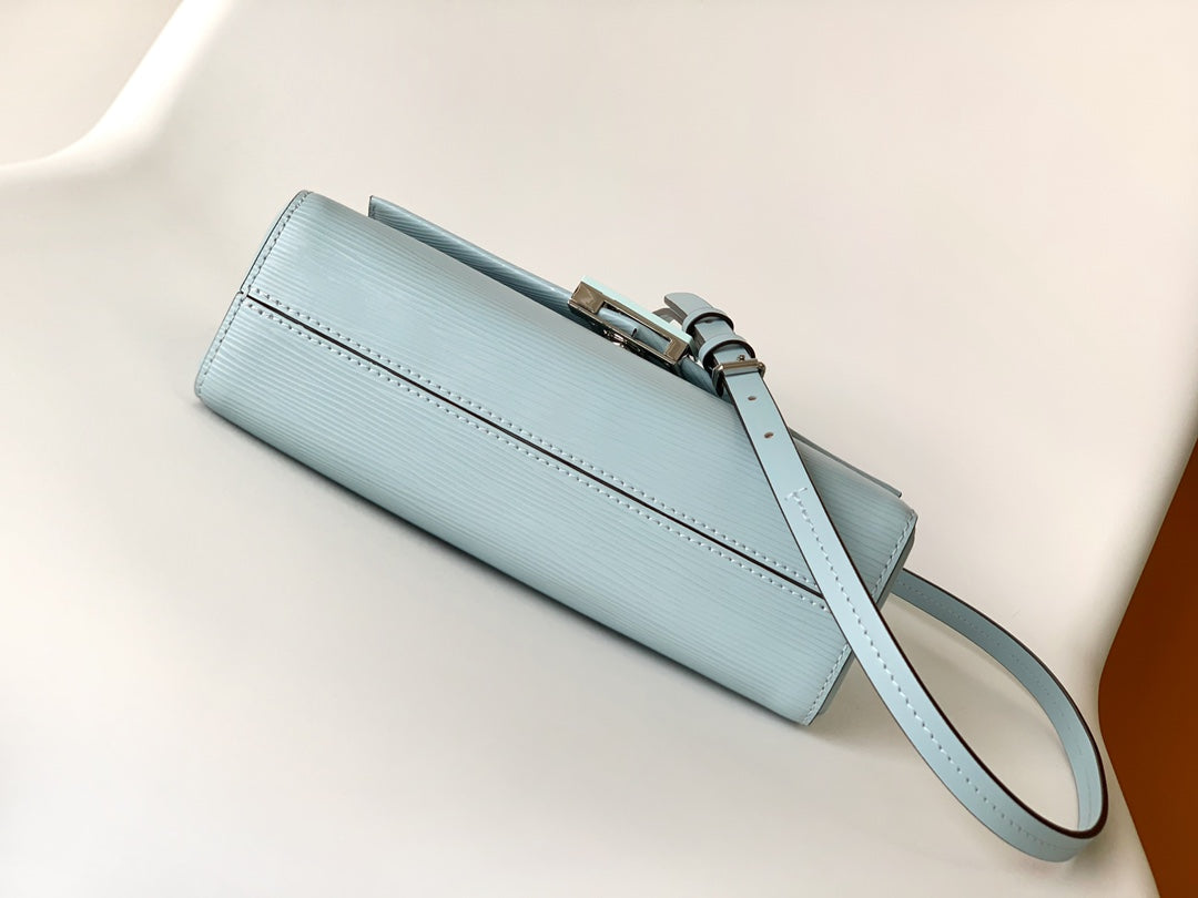 Louis Vuitton Cléry Epi Leather Handbag - Light Blue
