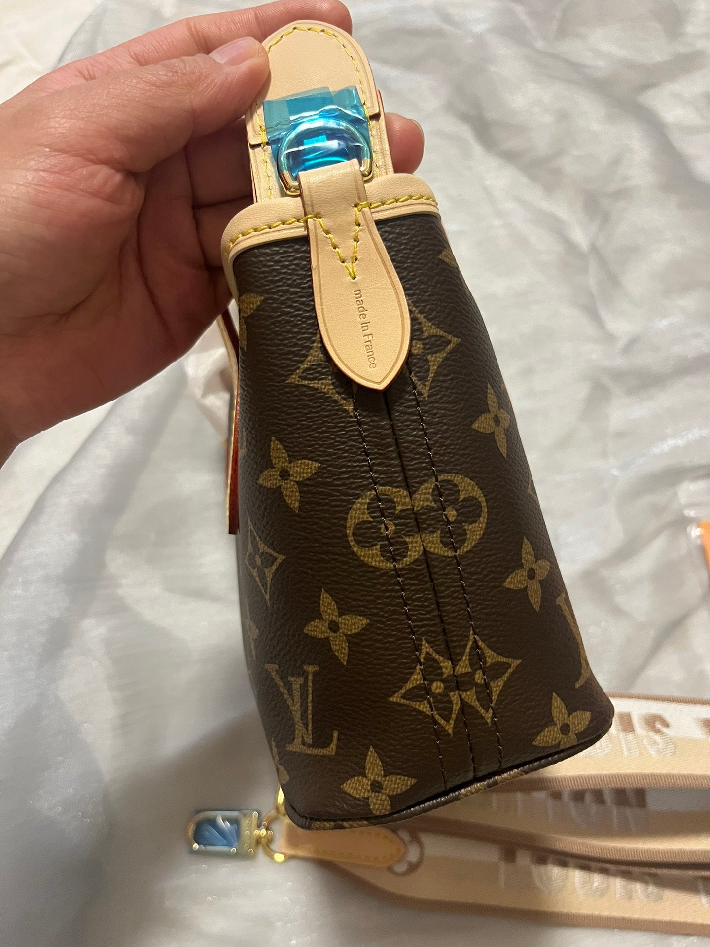 Louis Vuitton Monogram Canvas Petit Palais PM Handbag with Round Coin Purse