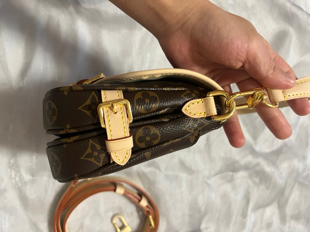 Louis Vuitton Saumur BB Monogram Canvas Shoulder Bag