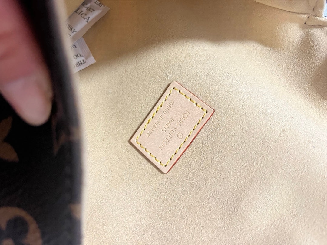 Louis Vuitton Classic Monogram Canvas Shoulder Crossbody Bag with Buckle