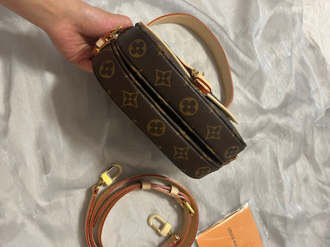 Louis Vuitton Saumur BB Monogram Canvas Shoulder Bag