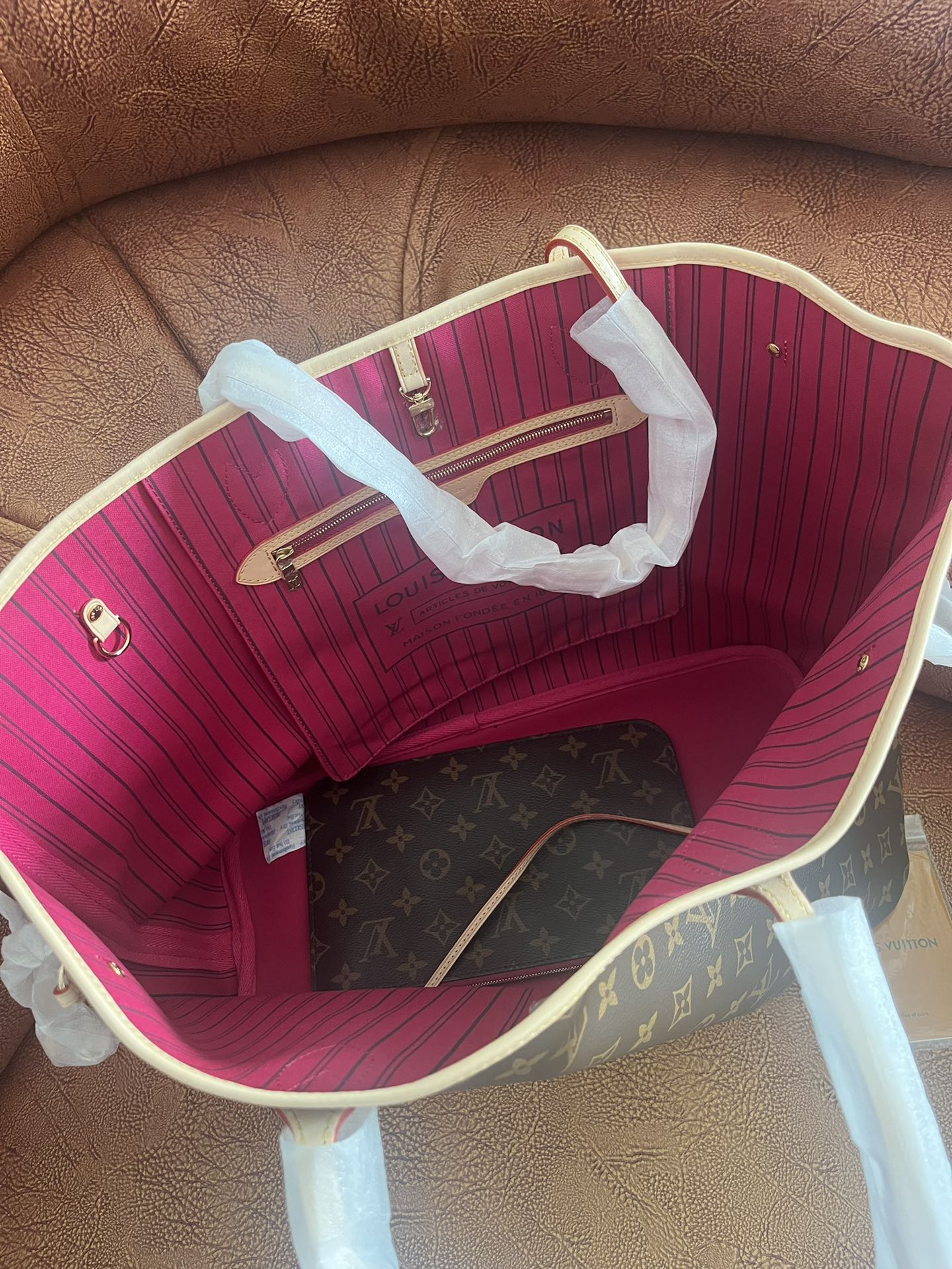 Louis Vuitton Neverfull MM Monogram Canvas Tote Bag with Rose Ballerine Interior