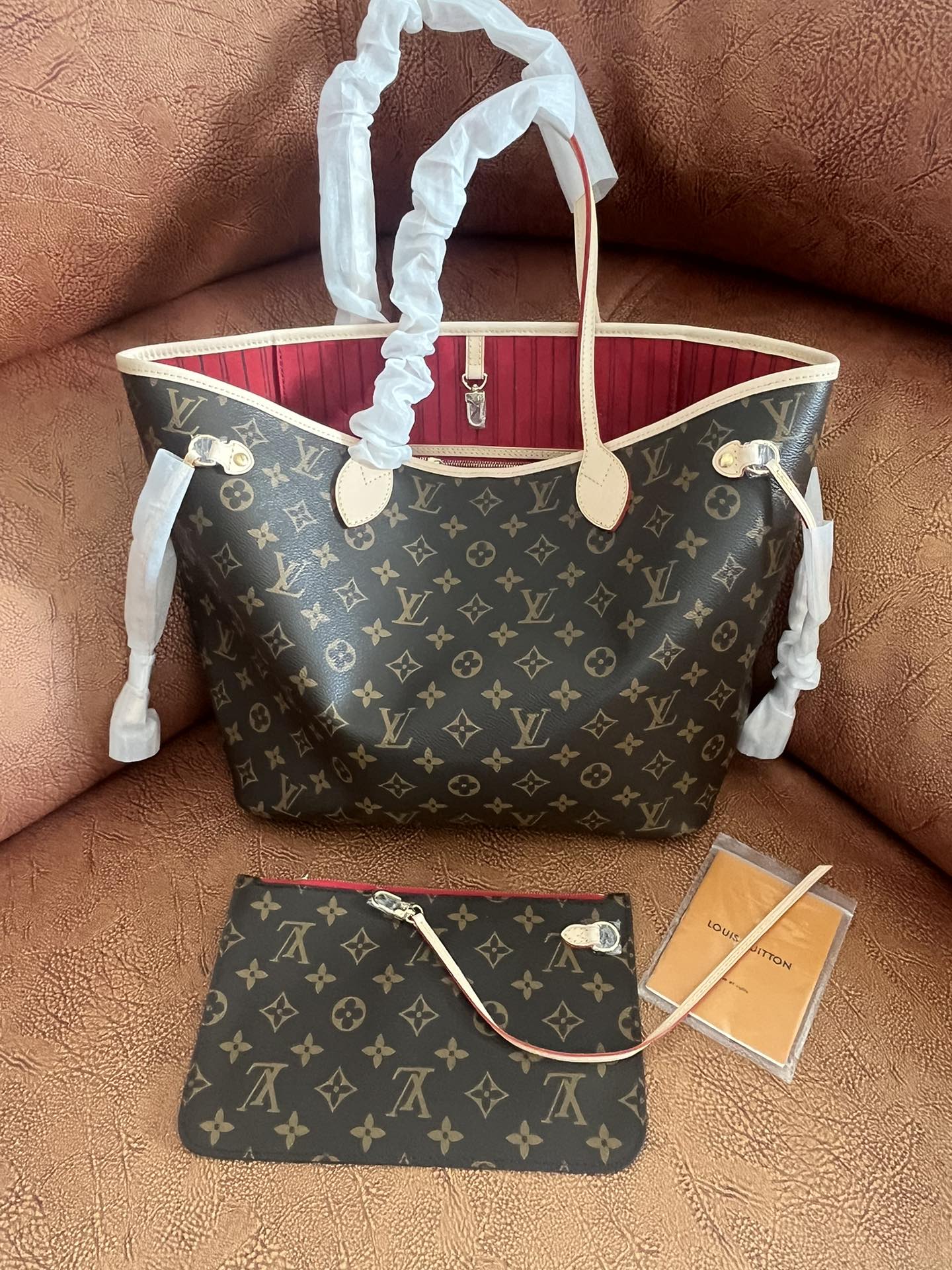 Louis Vuitton Neverfull MM Monogram Canvas Tote Bag with Pivoine Interior