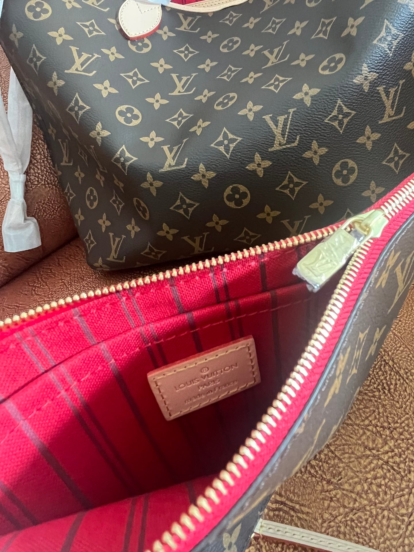 Louis Vuitton Neverfull MM Monogram Canvas Tote Bag with Pivoine Interior