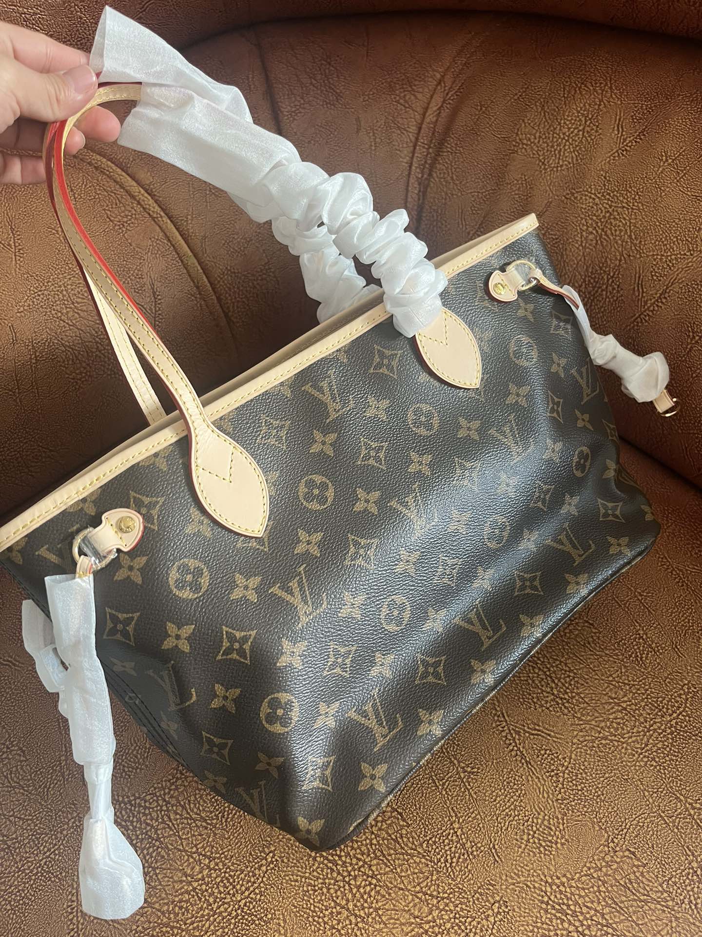 Louis Vuitton Neverfull MM Monogram Canvas Tote Bag with Pouch - Brown