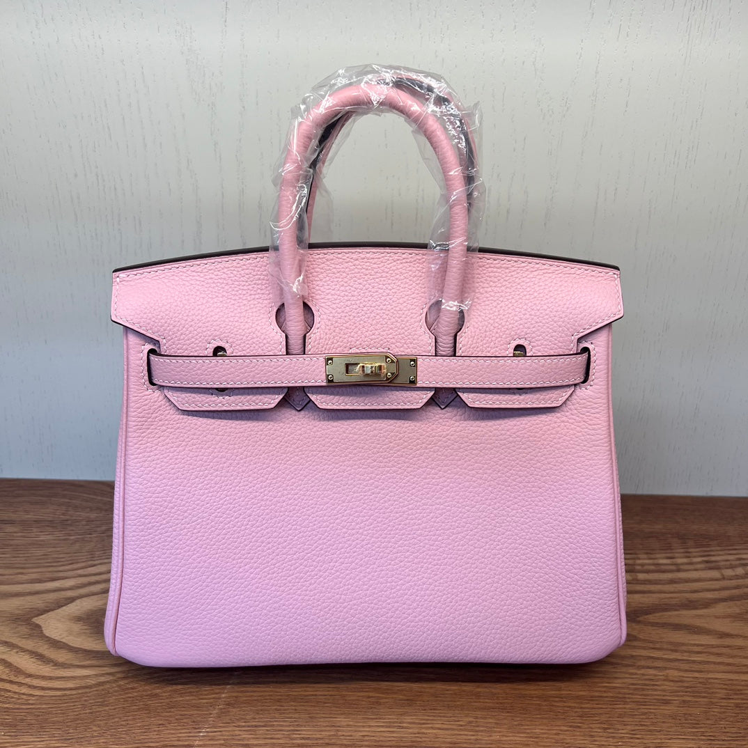 Luxury Pink Pebbled Leather Handbag - Elegant Grained Leather Tote with Protective Feet