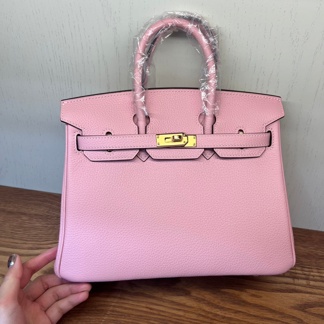 Luxury Pink Pebbled Leather Handbag - Elegant Grained Leather Tote with Protective Feet