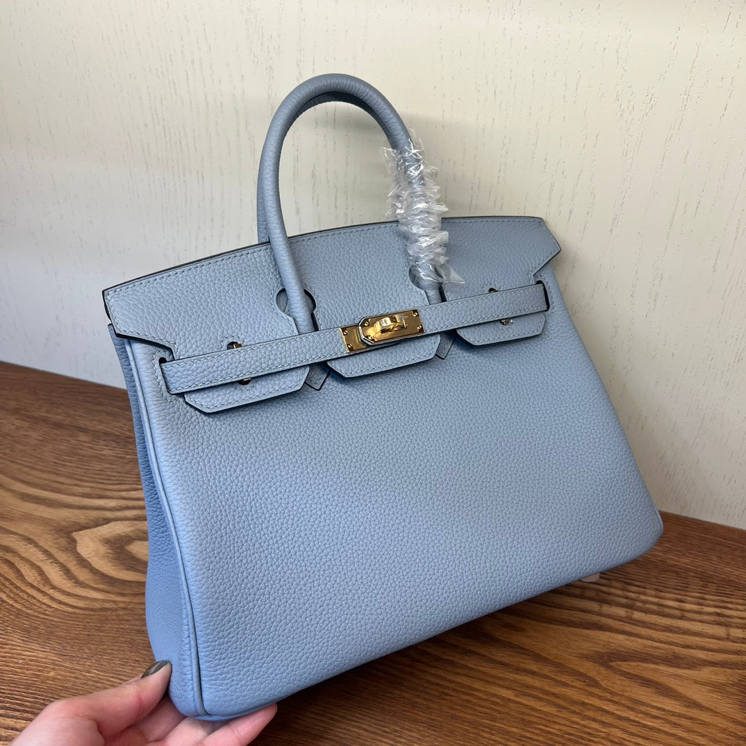Elegant Light Blue Leather Satchel Handbag - Classic Top Handle Bag with Gold-Tone Hardware