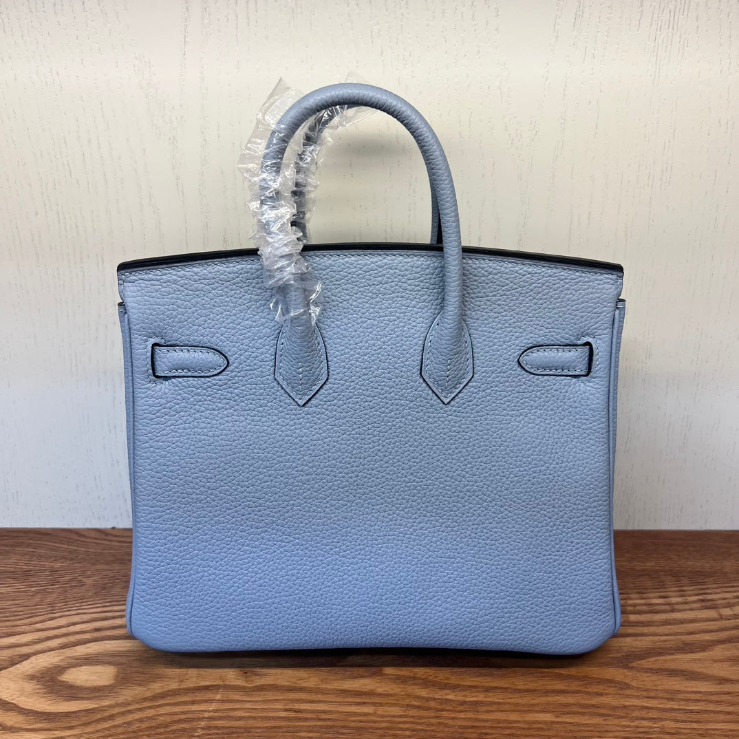 Elegant Light Blue Leather Satchel Handbag - Classic Top Handle Bag with Gold-Tone Hardware