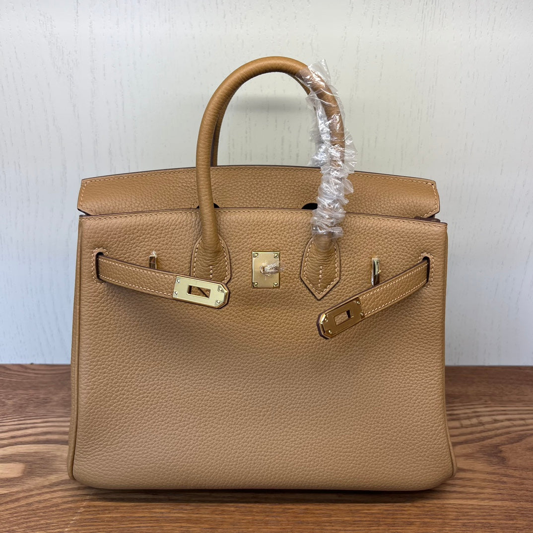 Elegant Tan Leather Top Handle Handbag - Classic Structured Tote with Gold Hardware