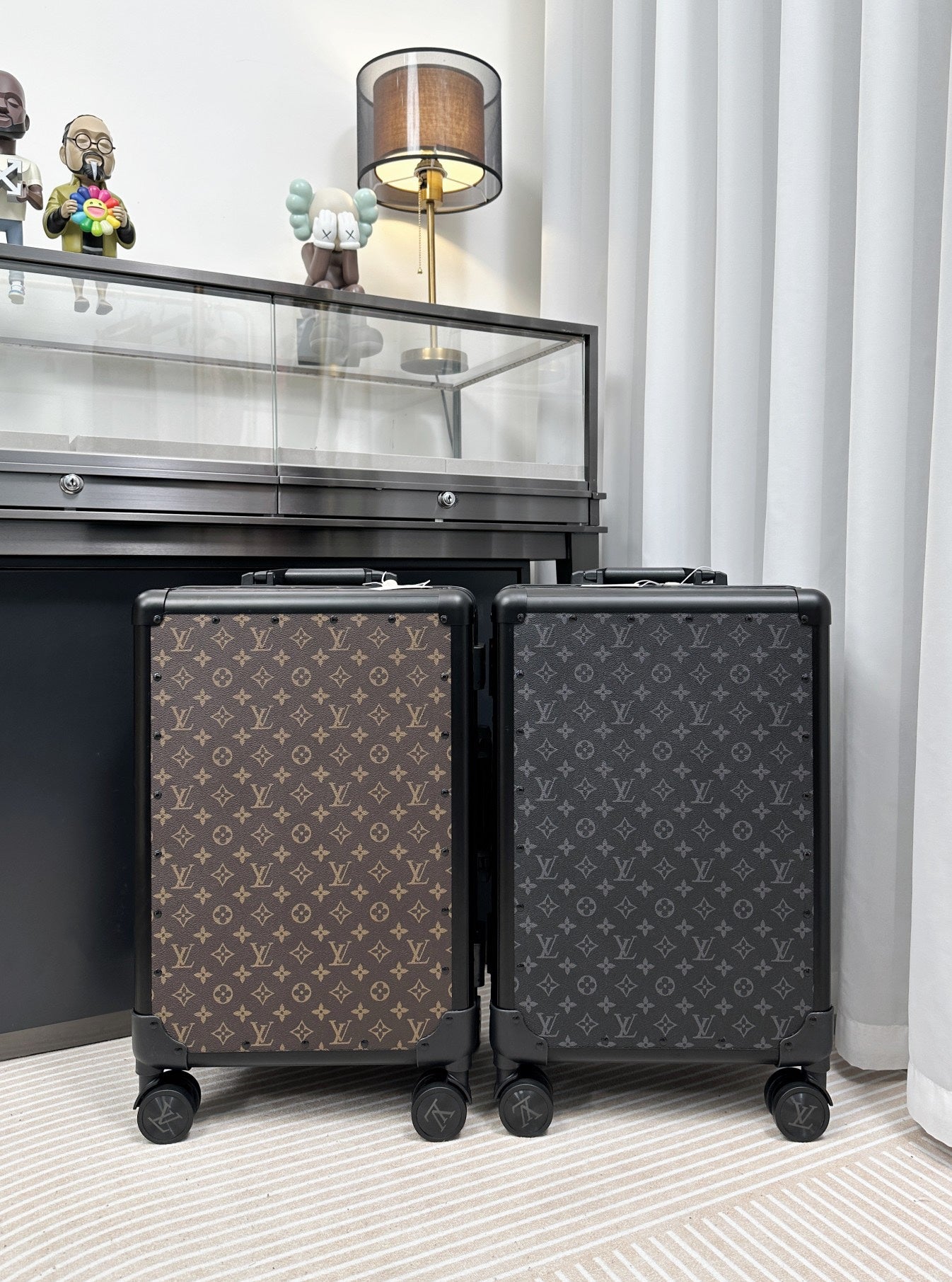 Classic Monogram Pattern Hard Shell Spinner Luggage Travel Bag