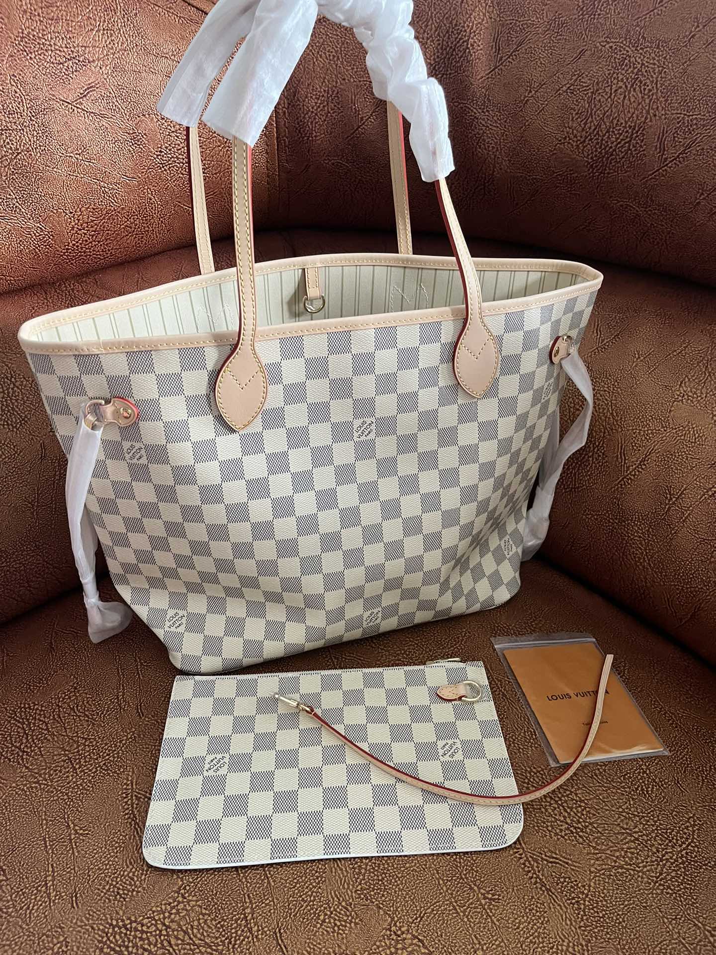 Louis Vuitton Neverfull MM Damier Azur Canvas Tote Bag