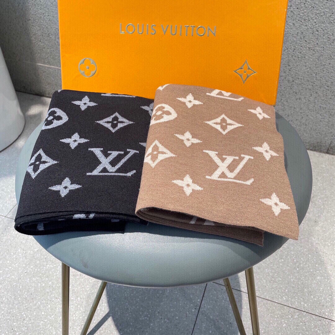 Women's Luxury Monogram Knit Scarf - Warm Winter Shawl Wrap in Tan and White