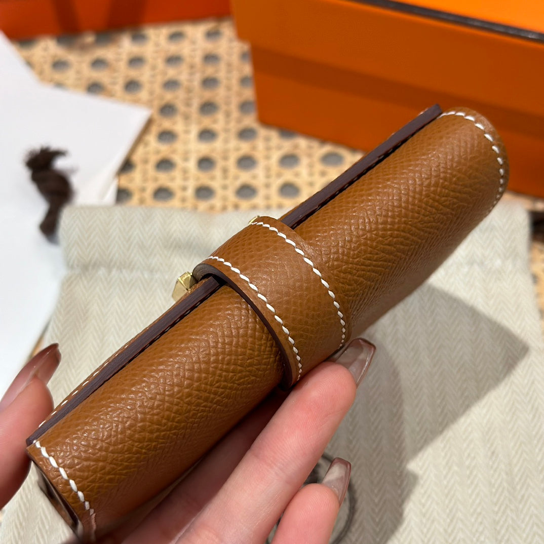 Hermès Béarn Compact Wallet - Gold Epsom Leather with Gold Hardware