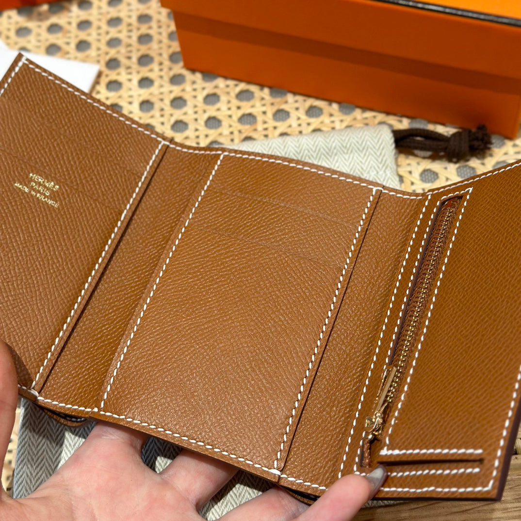 Hermès Bearn Compact Wallet - Gold Epsom Leather with Gold Hardware