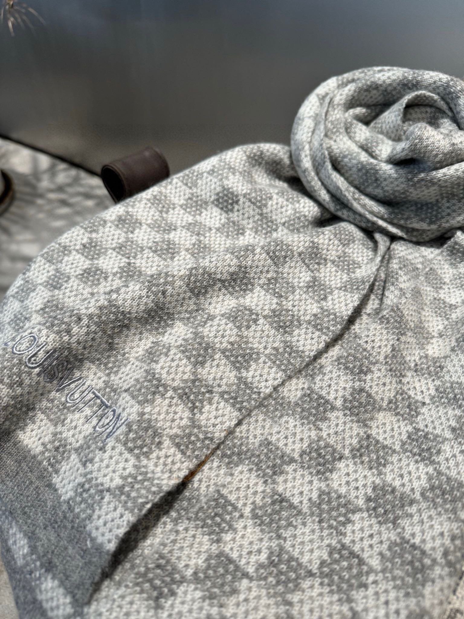 Luxury Checkered Scarf for Women - Soft Grey and Beige Pashmina Shawl Wrap - Classic Winter Scarf