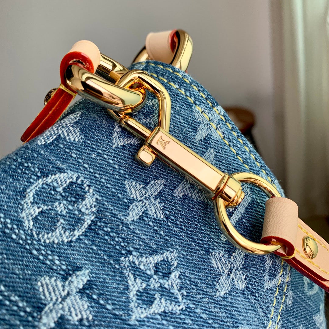 Louis Vuitton Pre-Owned Monogram Denim Pleaty Bag Blue Handbag