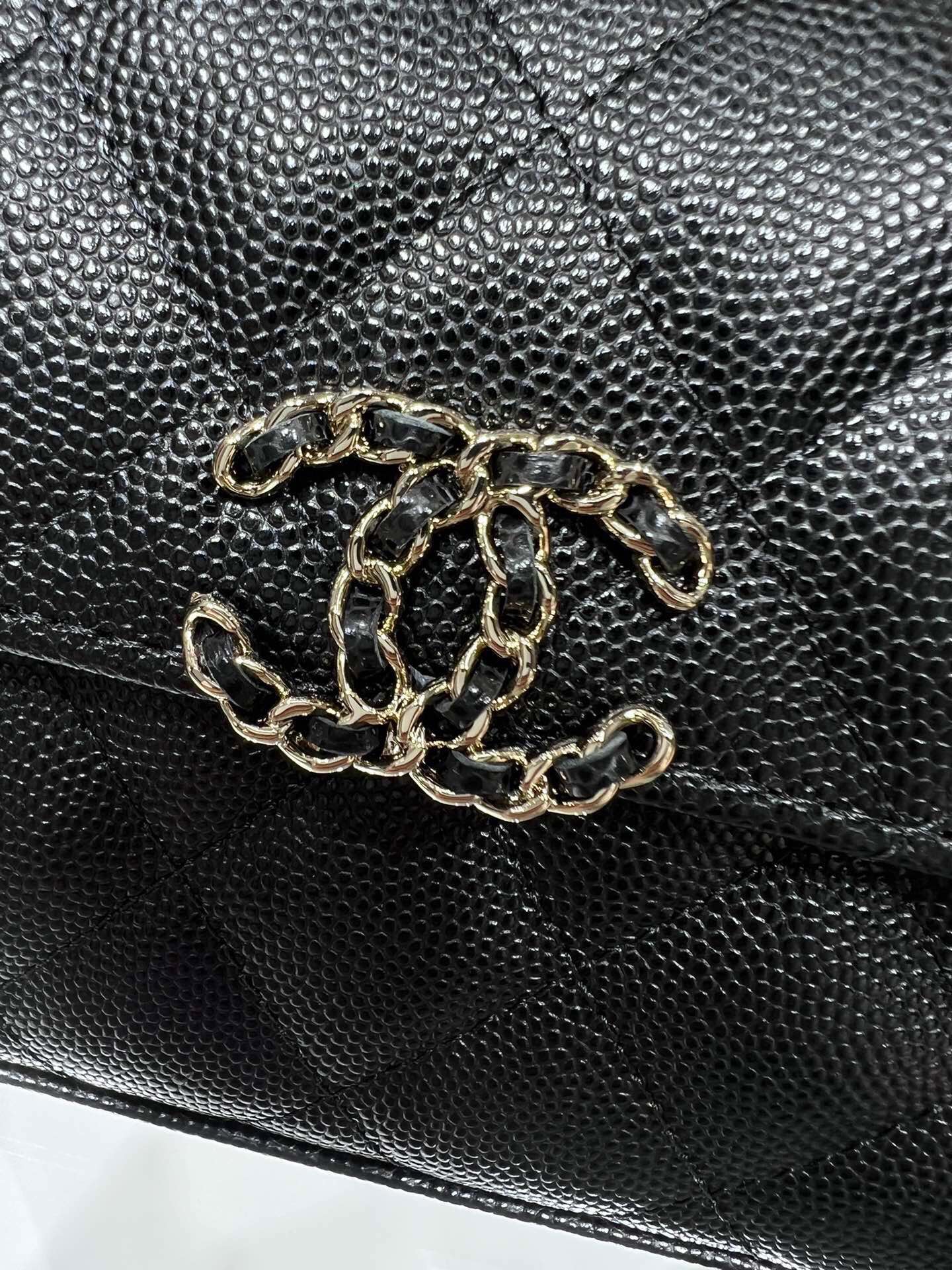 Chanel Black Quilted Lambskin Top Handle Wallet on Chain Gold-Tone Hardware
