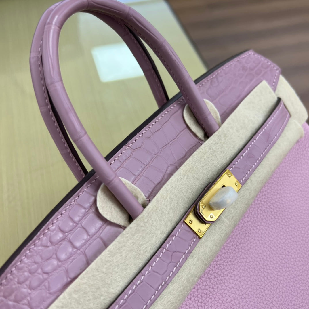 Elegant Lilac Two-Tone Leather Handbag with Gold Hardware - Classic Top Handle Tote