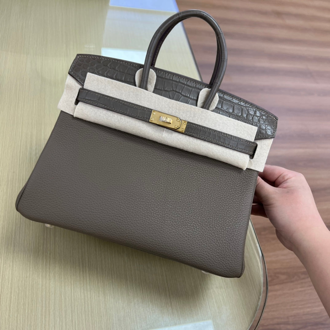 Luxury Two-Tone Grey Leather Handbag with Gold-Tone Hardware - Classic Tote