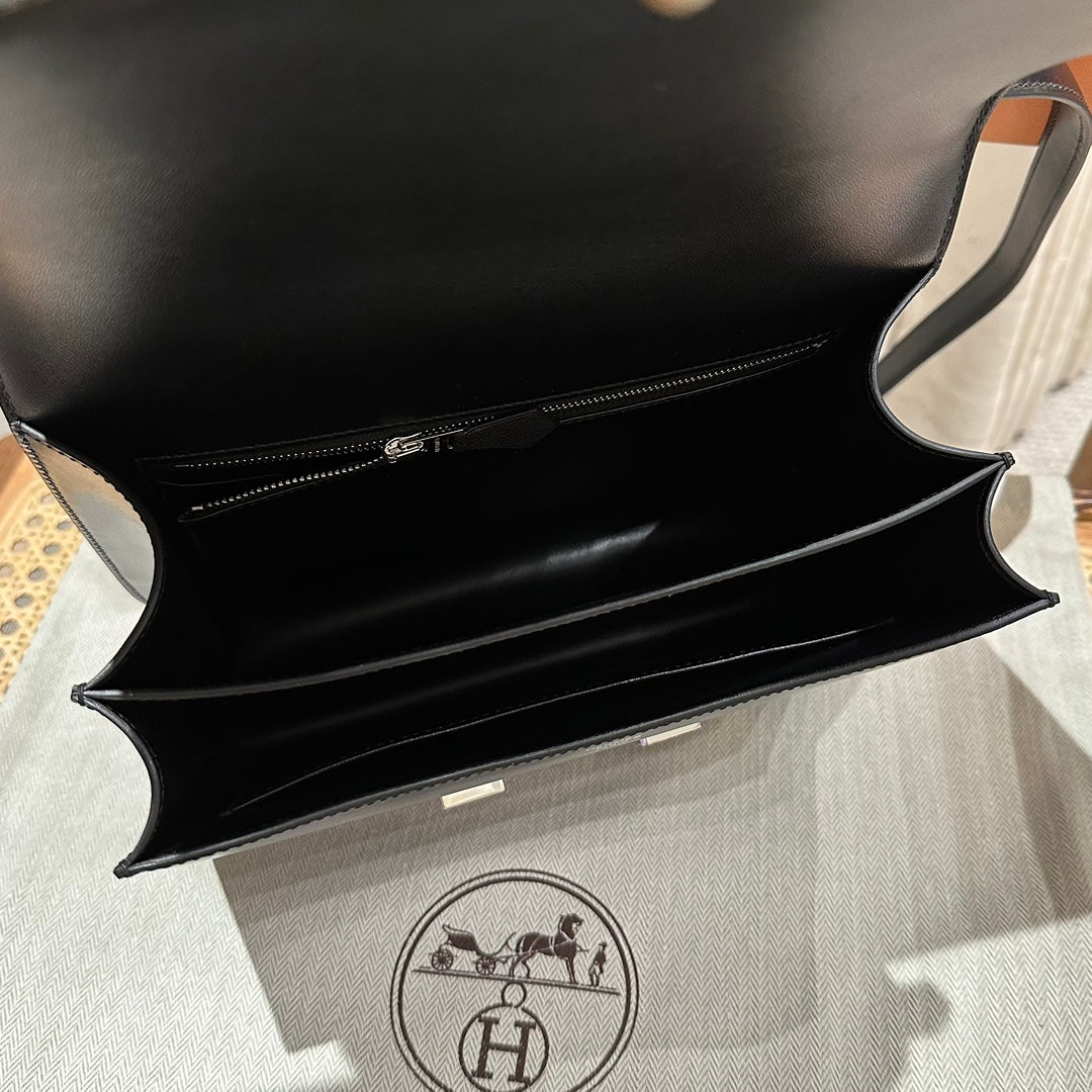 Hermès Maximors Bag in Black Swift Calfskin with Palladium Hardware