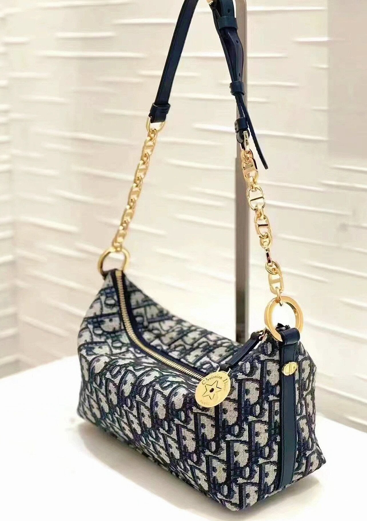Christian Dior Oblique Jacquard Shoulder Bag - Navy Blue & Beige Canvas