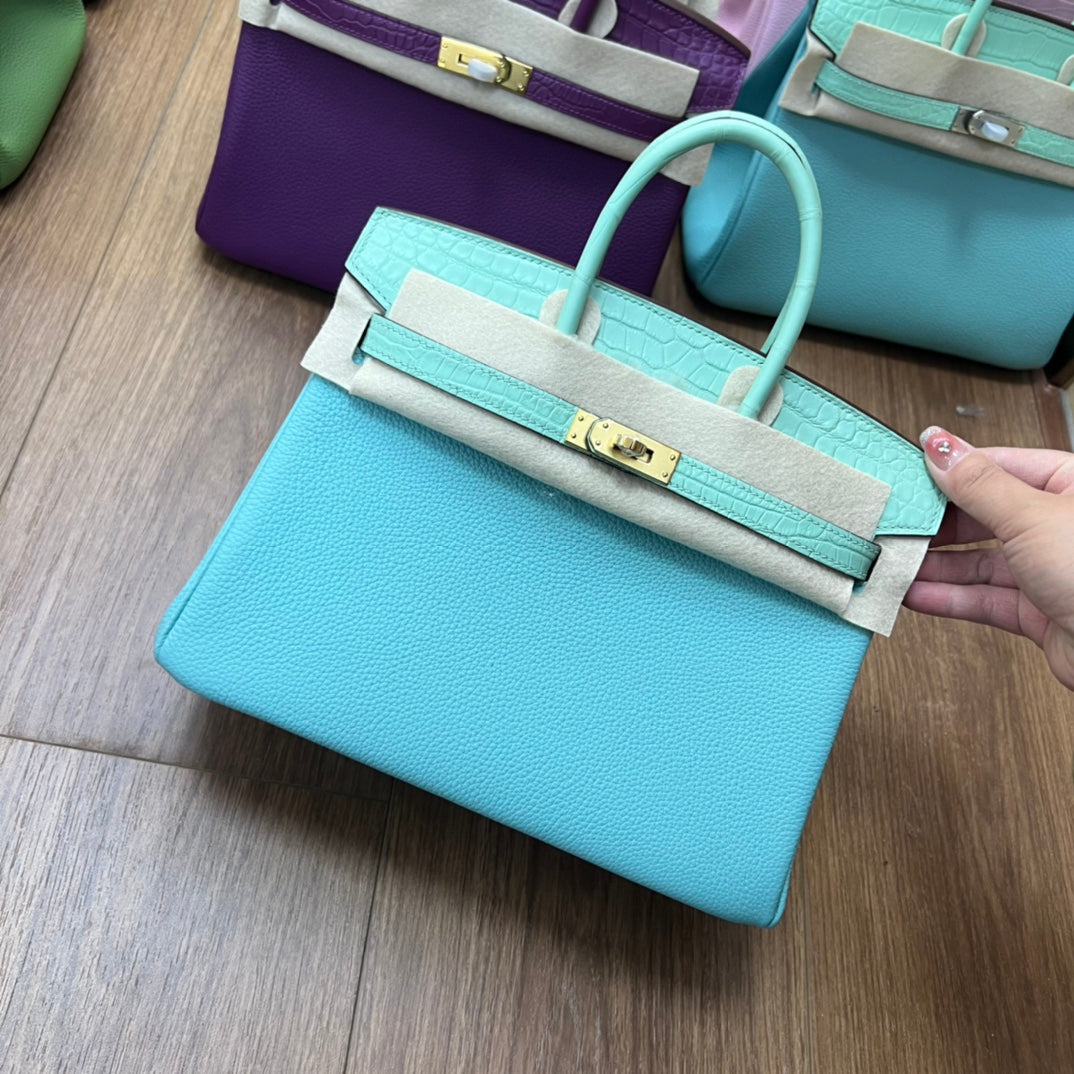 Elegant Two-Tone Leather Top Handle Handbag with Croc-Embossed Detail and Gold Hardware