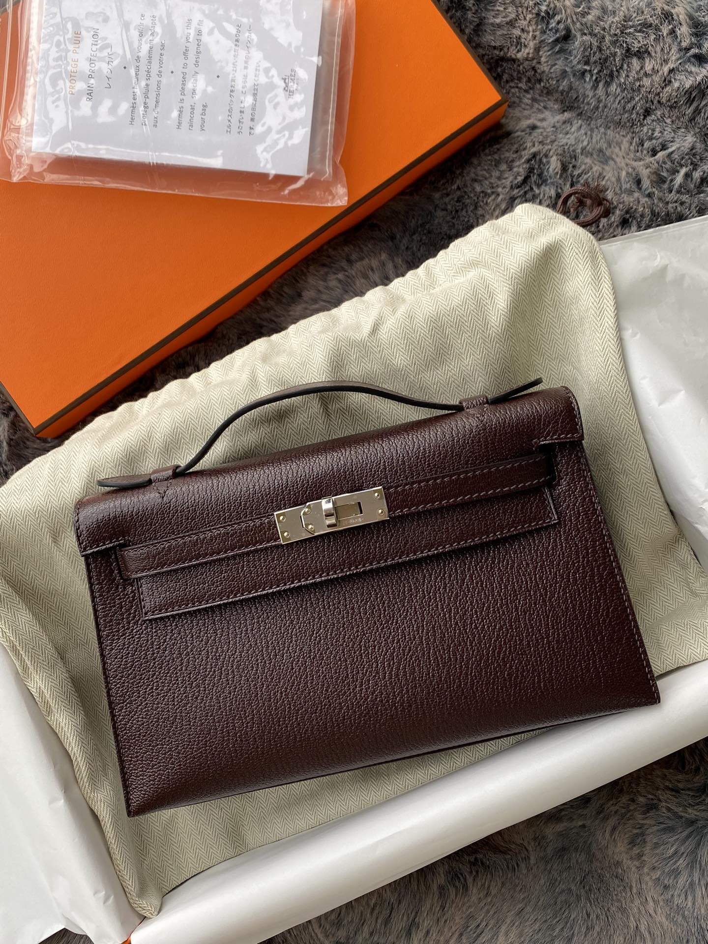Hermès Kelly To Go Wallet - Burgundy Epsom Leather with Palladium Hardware