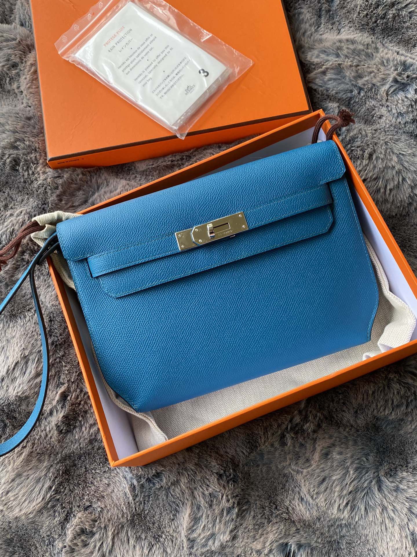 Hermès Kelly Depeche Pouch Blue Leather Clutch with Gold Hardware