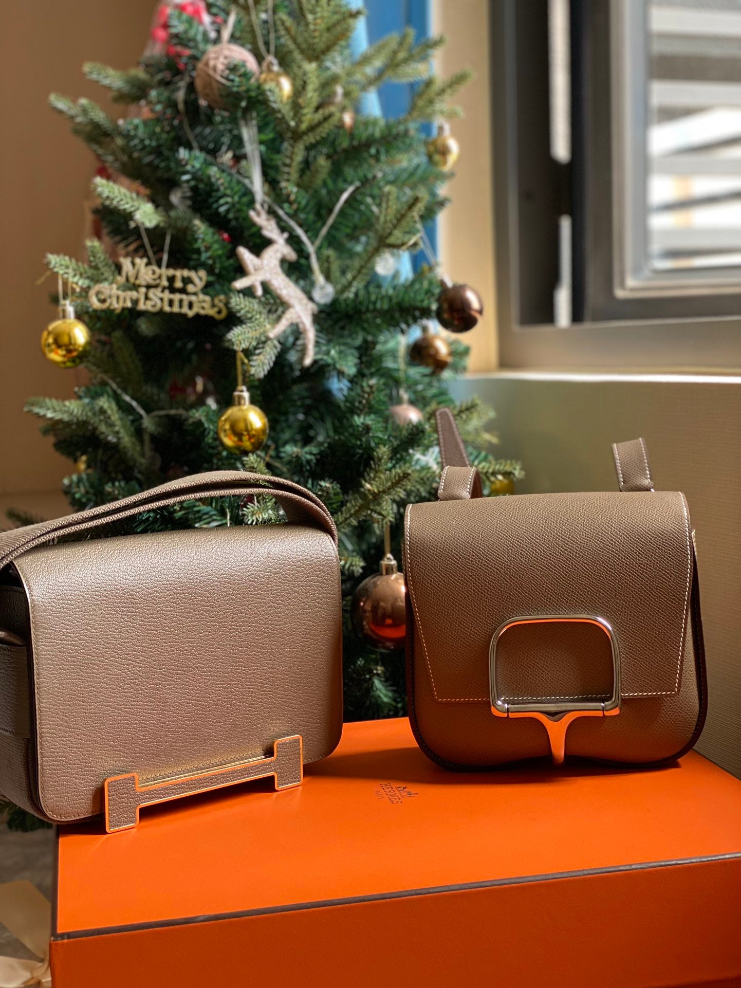 Luxury Taupe Leather Handbag Collection - Elegant Shoulder and Crossbody Bags