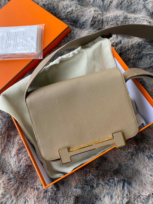 Hermès Constance Leather Shoulder Bag with Iconic H Clasp - Beige