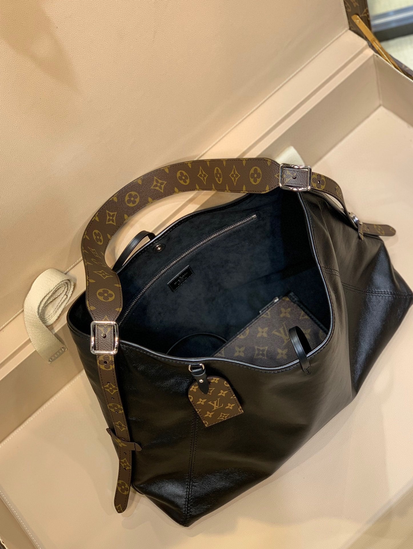 Louis Vuitton Low Key Hobo MM Black Calfskin Leather Shoulder Bag