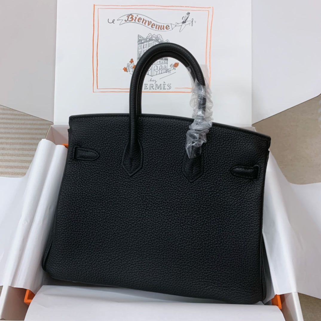 Elegant Black Leather Handbag with Silver Hardware - Classic Birkin Style Tote