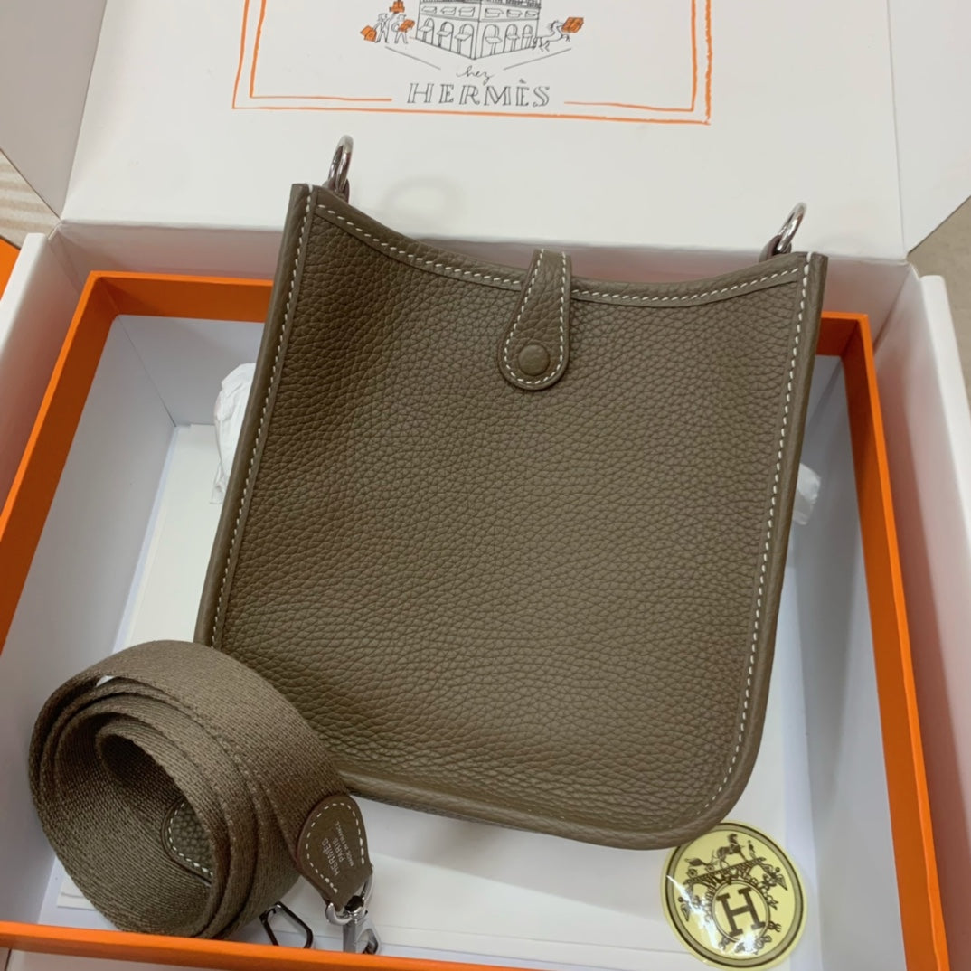 Hermès Evelyne TPM 16 Crossbody Bag - Etoupe Clemence Leather with Palladium Hardware