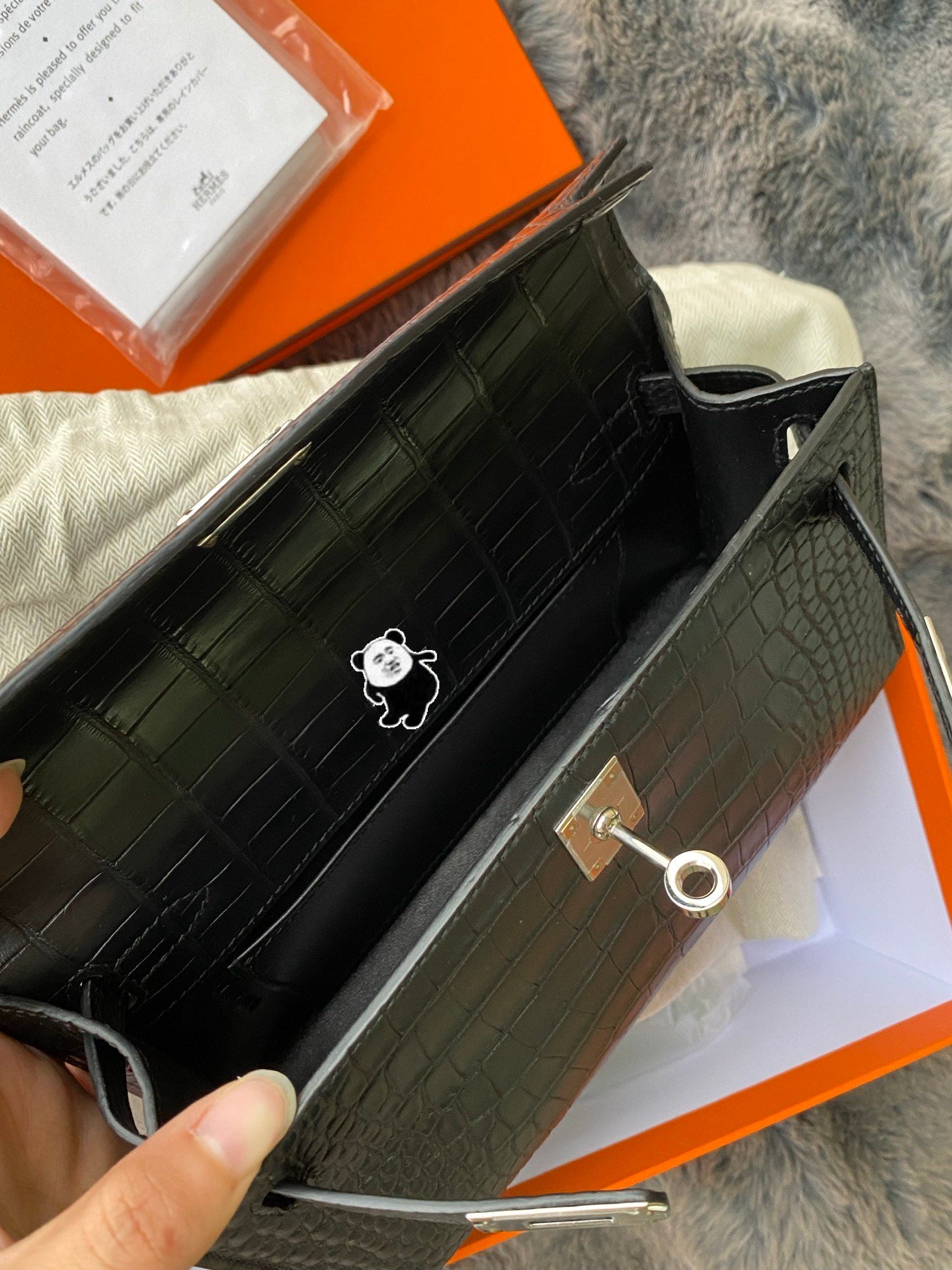 Hermès Kelly Cut Clutch Bag Black Shiny Niloticus Crocodile Palladium Hardware