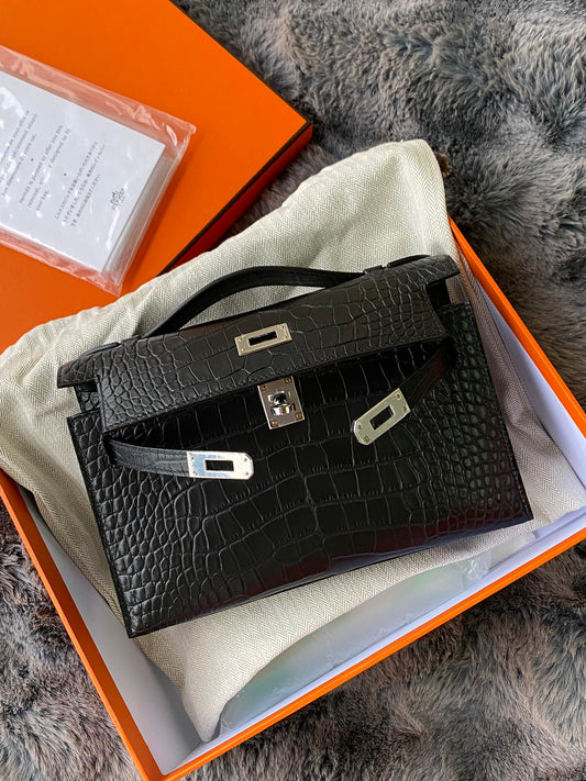 Luxury Black Crocodile Matte Leather Handbag with Silver Turn-Lock Hardware