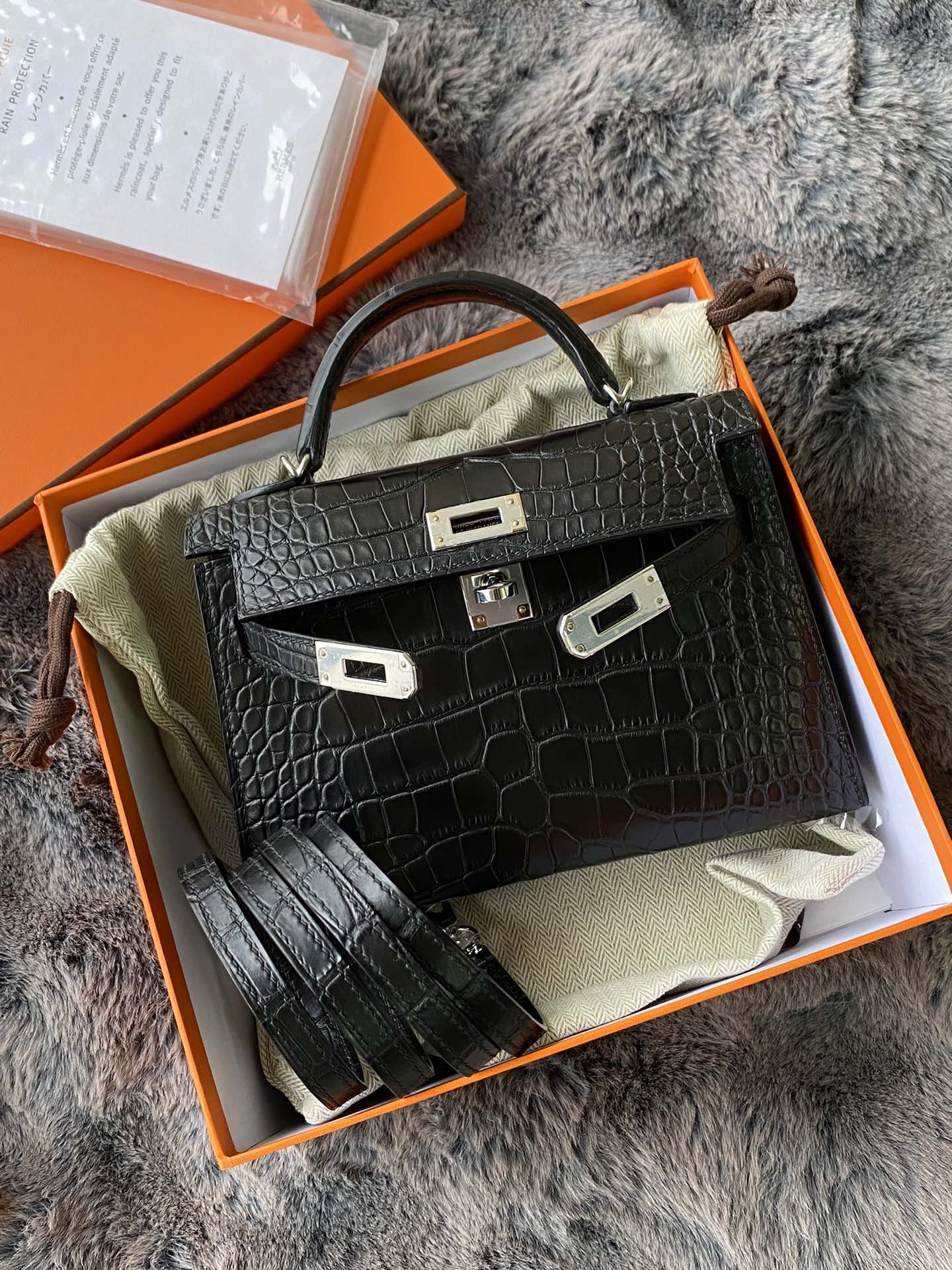 Luxury Black Crocodile Leather Top Handle Bag - Mini Kelly Style Handbag with Silver Hardware