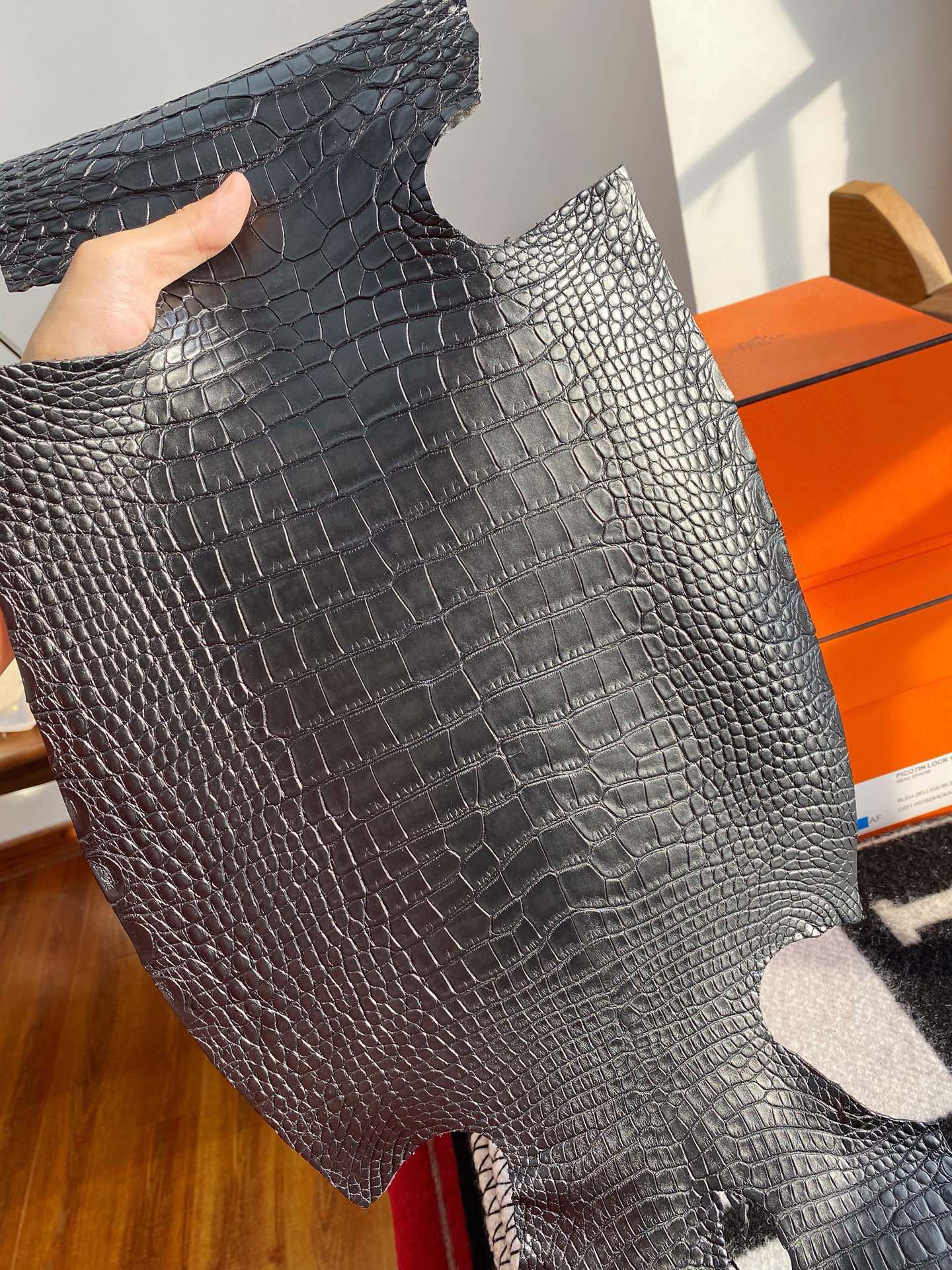 Genuine Black Alligator Leather Hide - Exotic Crocodile Skin for Luxury Crafting