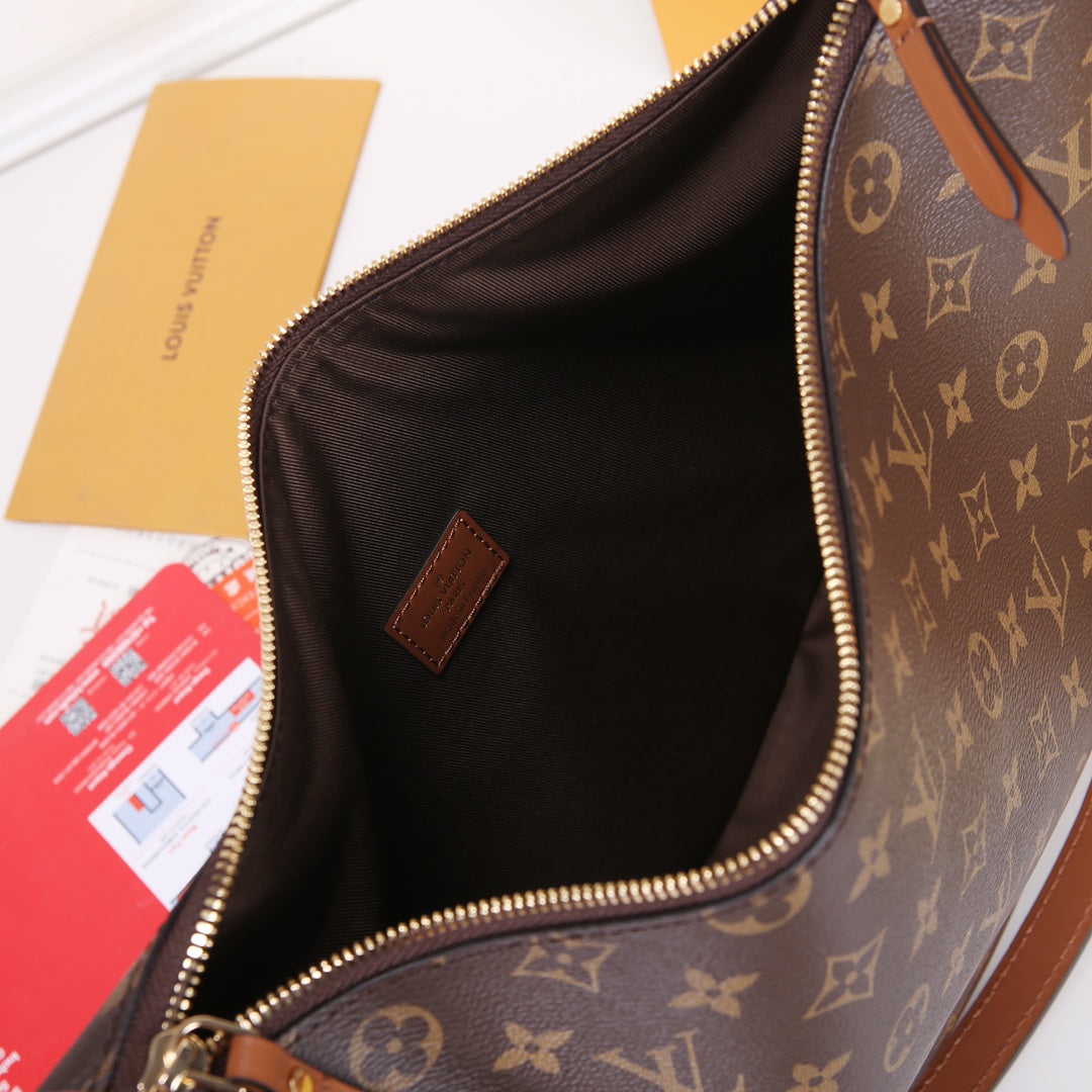 Louis Vuitton Loop GM Monogram Canvas Shoulder Bag - Brown
