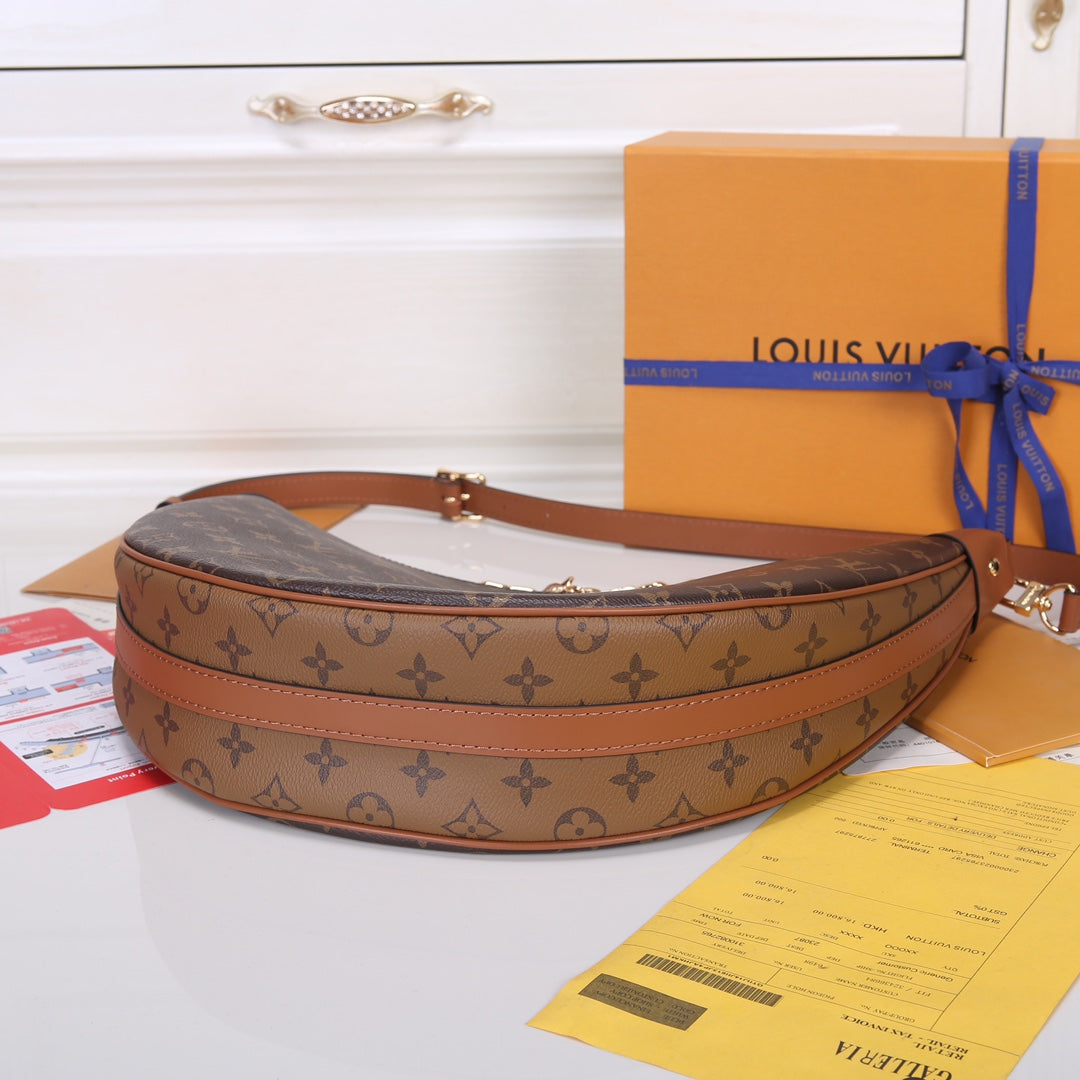 Louis Vuitton Loop GM Monogram Canvas Shoulder Bag - Brown