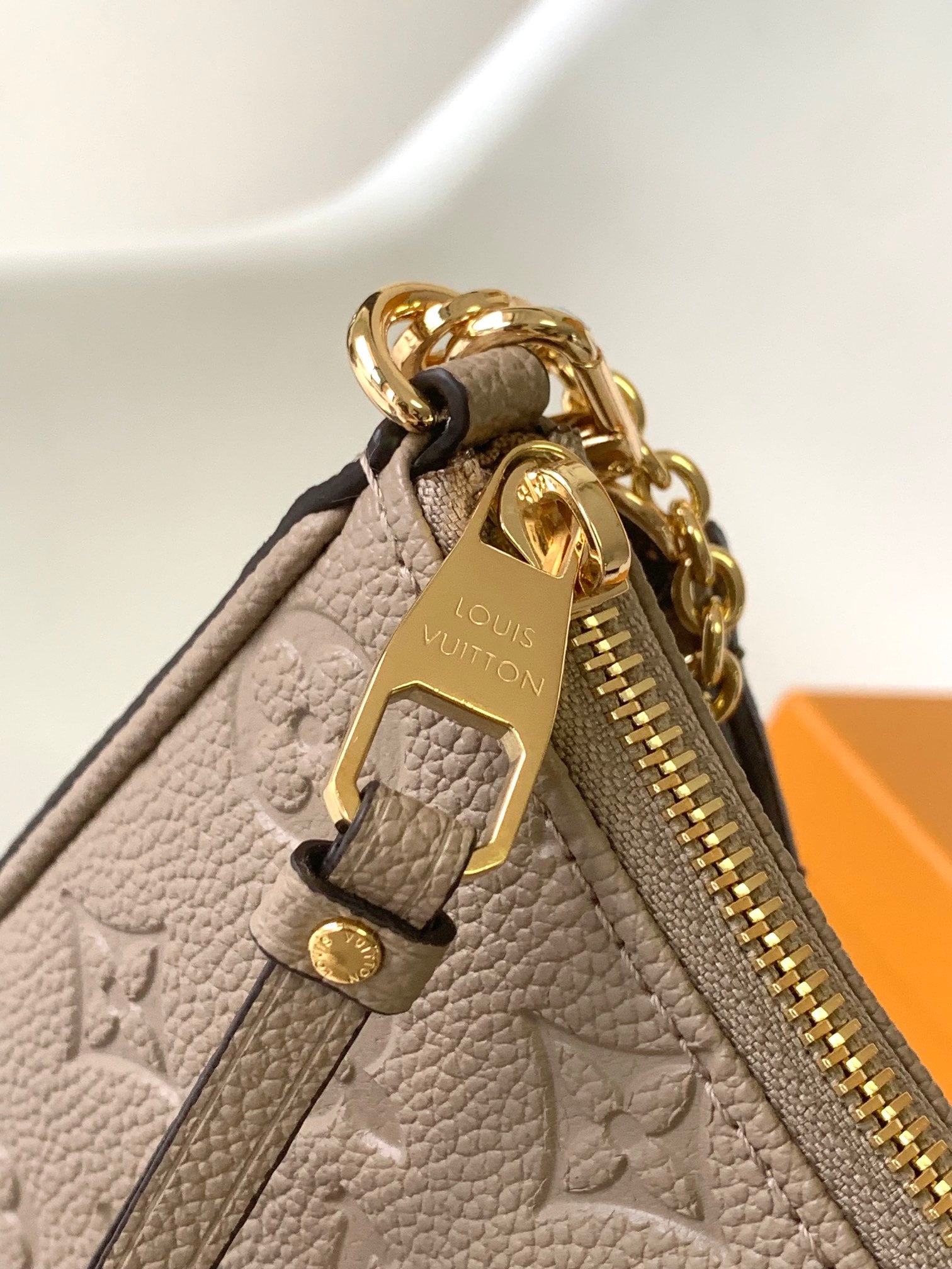 Louis Vuitton Monogram Empreinte Pochette Accessoires - Tourterelle