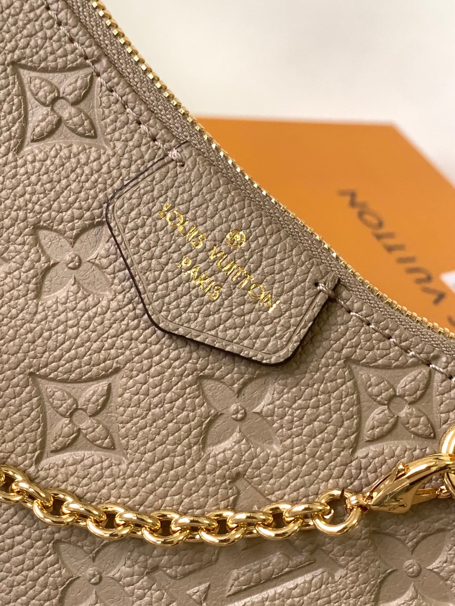 Louis Vuitton Monogram Empreinte Pochette Accessoires - Tourterelle