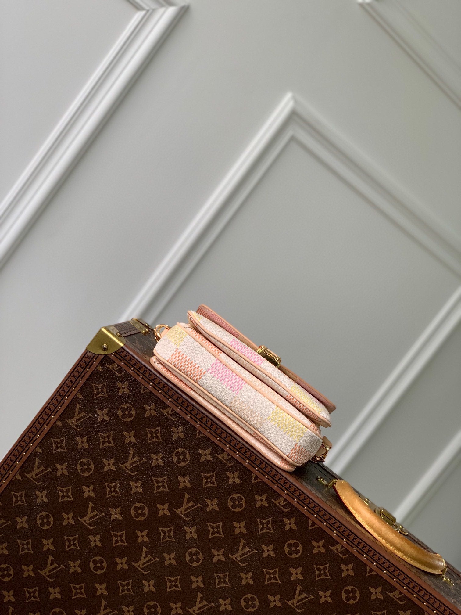 Louis Vuitton Pochette Métis East West Damier Lichen Shoulder Bag